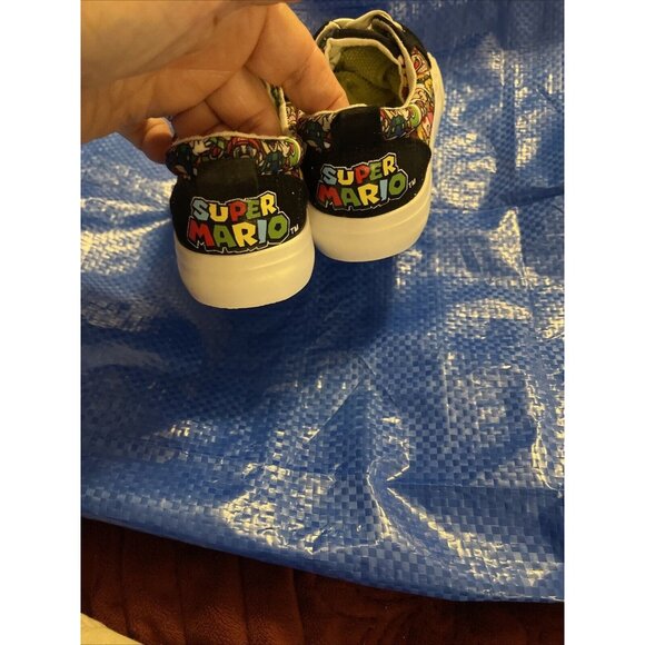 Super Mario Brothers Boys Lace Up Shoe,Nintendo, Sz‎ 1 all over Mario print - Picture 4 of 16